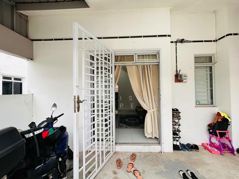 Rumah Teres 2 Tingkat untuk Dijual di Pontian (Johor) - Azlan Ismail aiproperty - Exterior - PropertyGuru.com.my