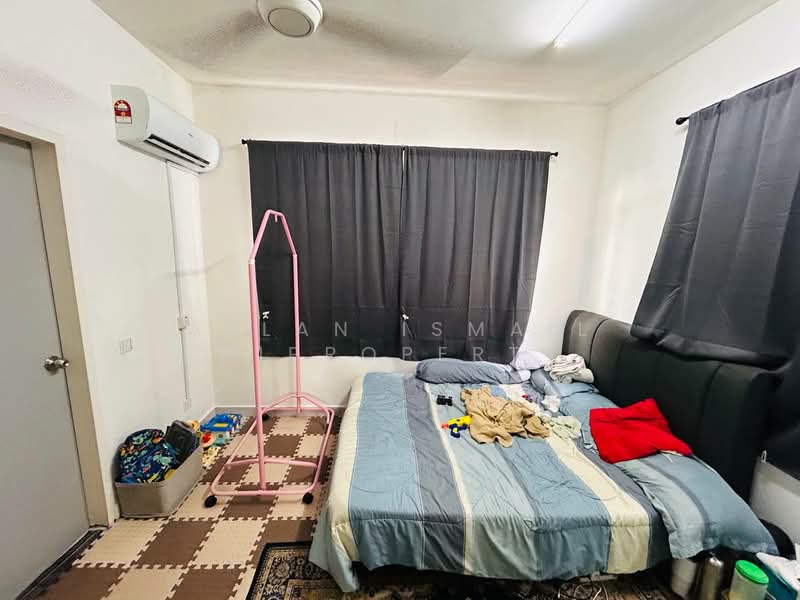 Rumah Teres 2 Tingkat untuk Dijual di Pontian (Johor) - Azlan Ismail aiproperty - Bedroom - PropertyGuru.com.my