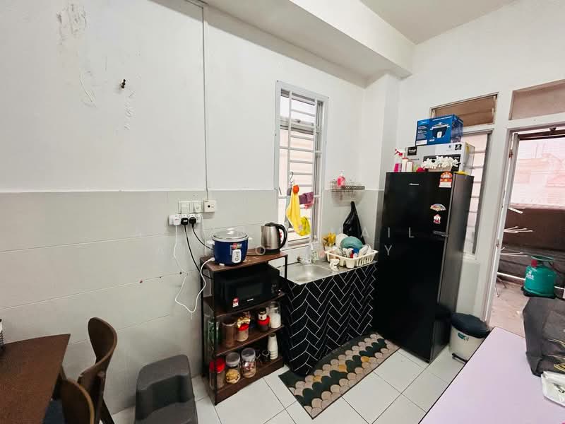 Rumah Teres 2 Tingkat untuk Dijual di Pontian (Johor) - Azlan Ismail aiproperty - Kitchen - PropertyGuru.com.my