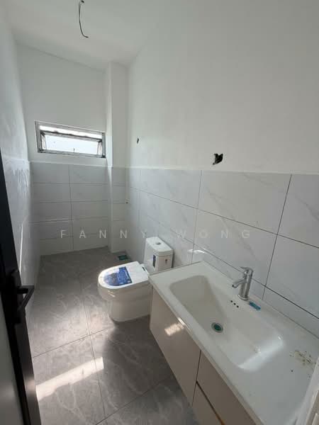 Rumah Banglo untuk Dijual di Batu Kawan (Penang) - Fanny Wong - Bathroom - PropertyGuru.com.my