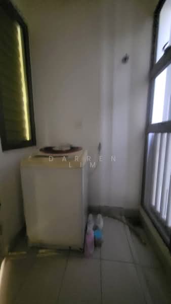 Kondominium untuk Disewa di Lake Point Residence - Darren Lim - Balcony - PropertyGuru.com.my