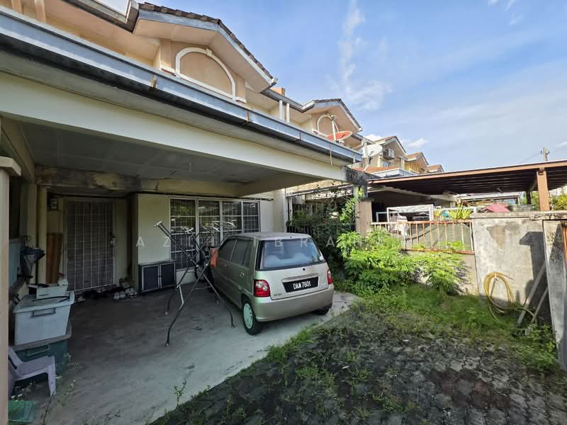 2-storey Terraced House for Sale in Taman Sutera (Kajang) - Azli Ibrahim - Exterior - PropertyGuru.com.my