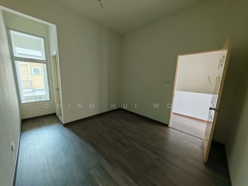 2-storey Terraced House for Sale in Sepanggar Kkip (Kota Kinabalu) - Ching Hui Wong - Interior - PropertyGuru.com.my