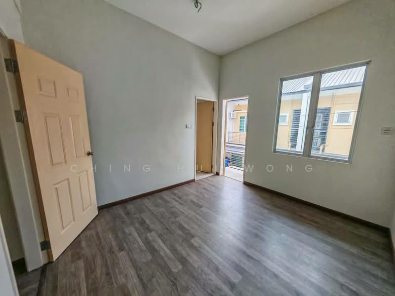 2-storey Terraced House for Sale in Sepanggar Kkip (Kota Kinabalu) - Ching Hui Wong - Interior - PropertyGuru.com.my