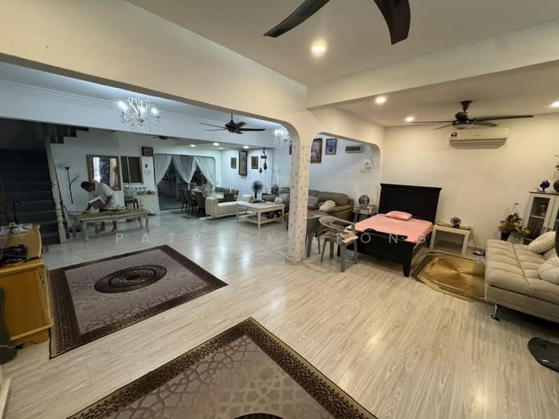 Rumah Teres 2 Tingkat untuk Dijual di Selayang (Selangor) - Patrick Leong - Living Room - PropertyGuru.com.my