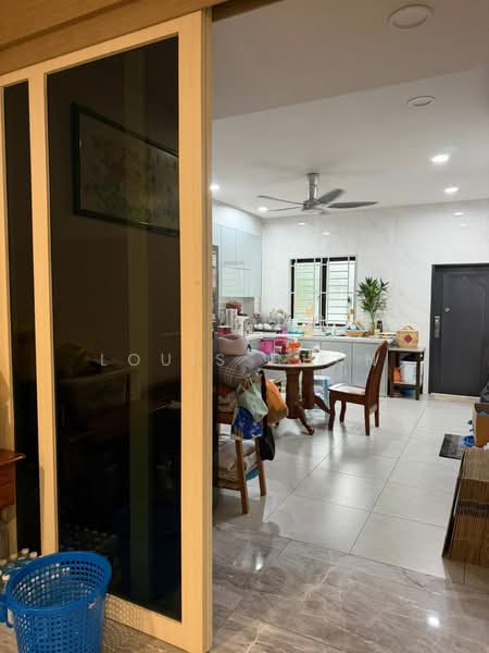 2-storey Terraced House for Sale in Kota Bayuemas (Klang) - Louis Chan - Kitchen - PropertyGuru.com.my