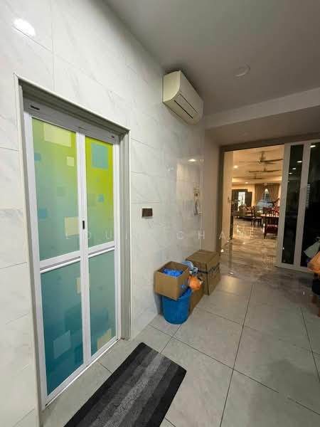 2-storey Terraced House for Sale in Kota Bayuemas (Klang) - Louis Chan - Corridor - PropertyGuru.com.my