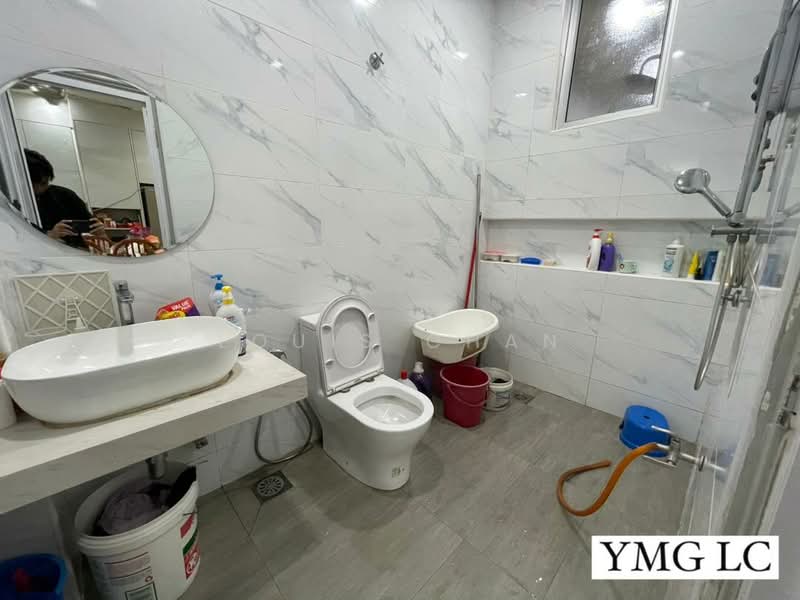 2-storey Terraced House for Sale in Kota Bayuemas (Klang) - Louis Chan - Bathroom - PropertyGuru.com.my