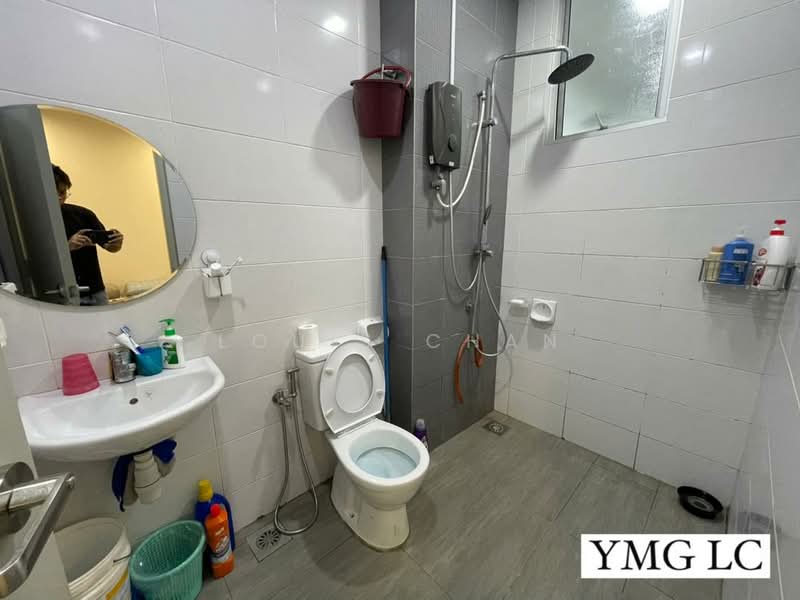 2-storey Terraced House for Sale in Kota Bayuemas (Klang) - Louis Chan - Bathroom - PropertyGuru.com.my