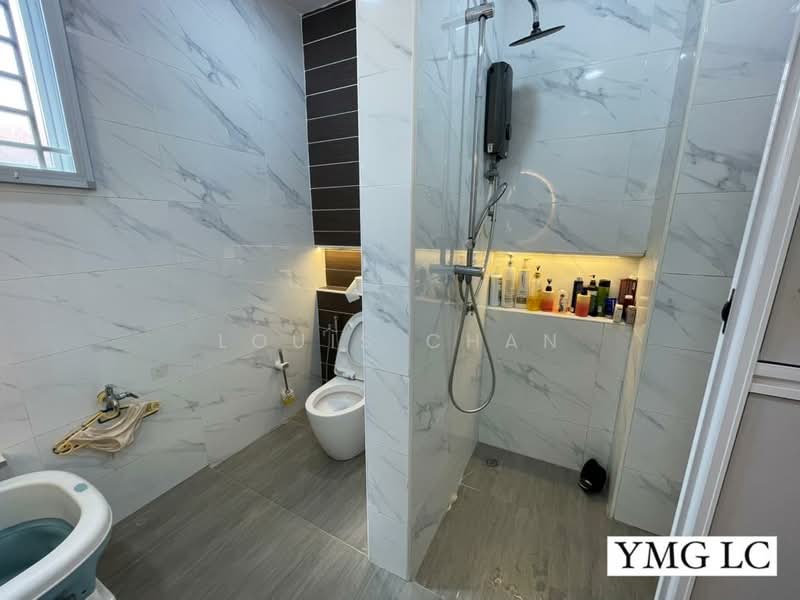 2-storey Terraced House for Sale in Kota Bayuemas (Klang) - Louis Chan - Bathroom - PropertyGuru.com.my