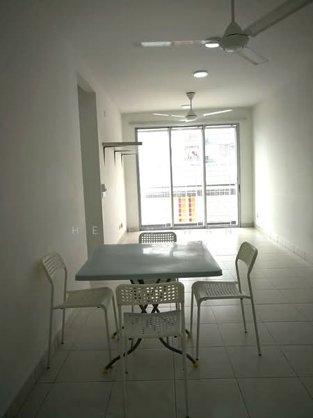 Pangsapuri untuk Dijual di D'Cassia - Helen Wan - Living Room - PropertyGuru.com.my