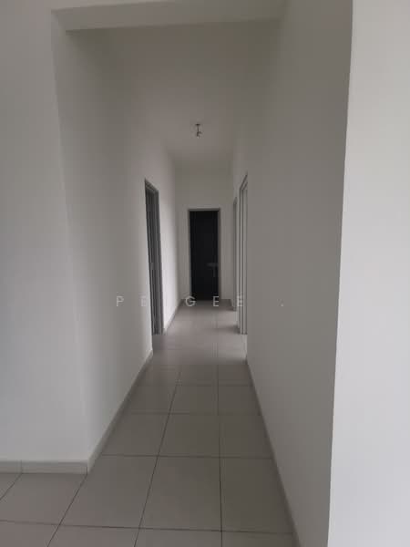Kediaman Servis untuk Disewa di The Zizz @ Damansara North - PeiGee . - Corridor - PropertyGuru.com.my