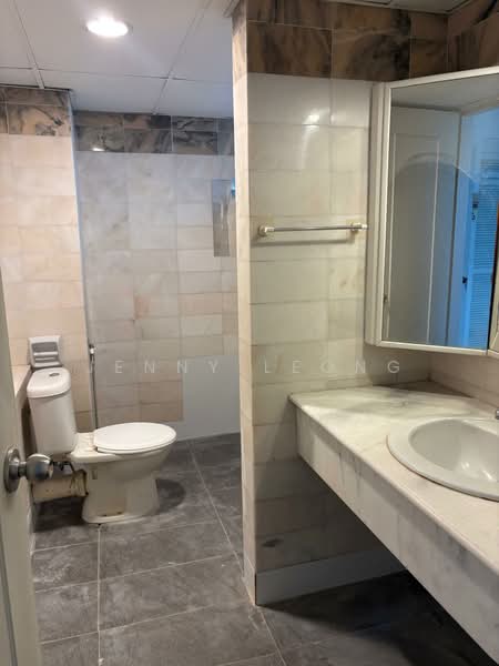 Pangsapuri untuk Dijual di Desa Mar Vista - Jenny Leong - Bathroom - PropertyGuru.com.my