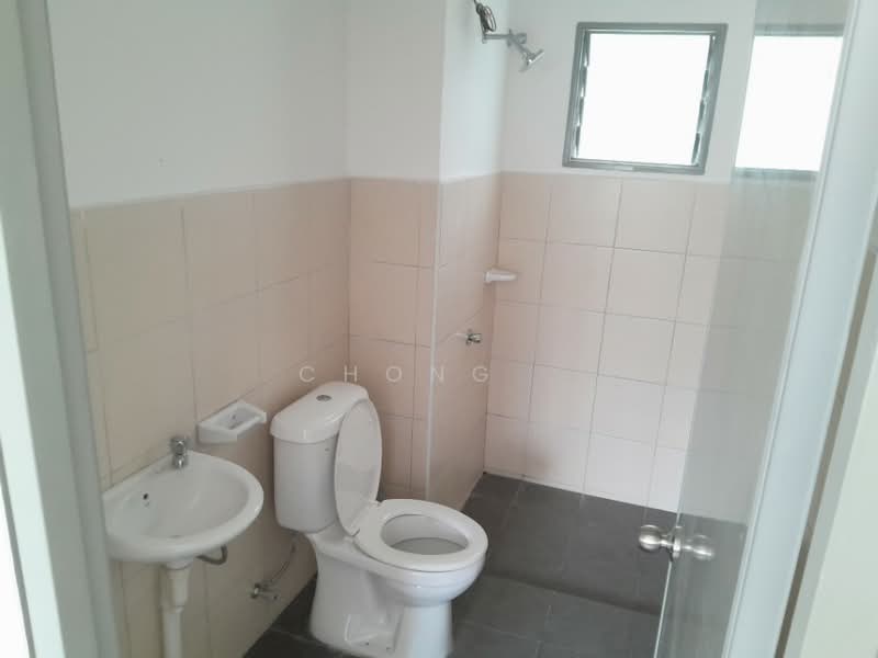 Apartment for Rent at Gapura Bayu - Chong . - Bathroom - PropertyGuru.com.my