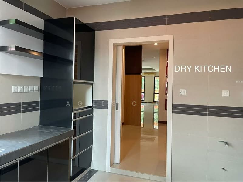 Rumah Banglo untuk Dijual di Bukit Rahman Putra (Sungai Buloh) - Agnes Chee - Kitchen - PropertyGuru.com.my