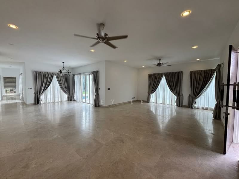 Rumah Banglo untuk Disewa di Iskandar Puteri (Nusajaya) (Johor) - Zoey Lee - Living Room - PropertyGuru.com.my