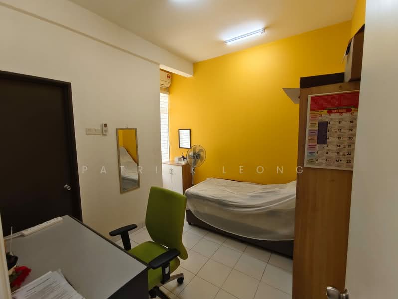 2-storey Terraced House for Sale in Kota Emerald (Rawang) - Patrick Leong - Bedroom - PropertyGuru.com.my