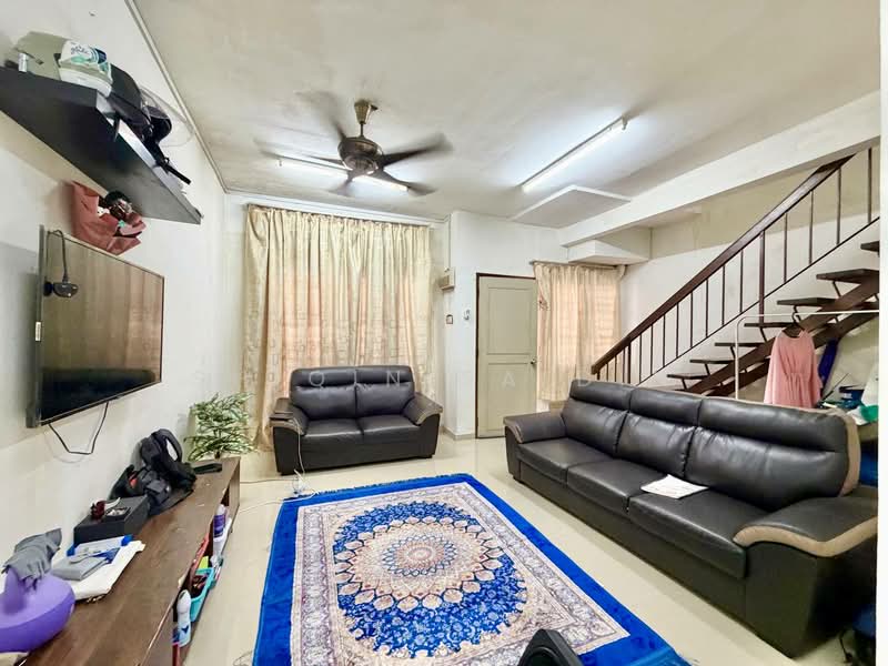 2-storey Terraced House for Sale in Bandar Puncak Alam (Puncak Alam) - Shiqin Saidin - Living Room - PropertyGuru.com.my
