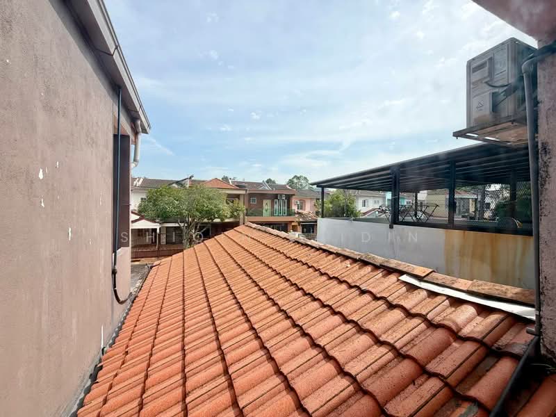 2-storey Terraced House for Sale in Bandar Puncak Alam (Puncak Alam) - Shiqin Saidin - Exterior - PropertyGuru.com.my