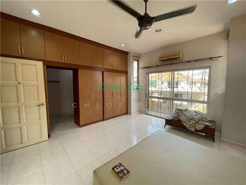 Semi-Detached House for Sale in Taman Bukit Raja (Klang) - Chloe Tan - PropertyGuru.com.my