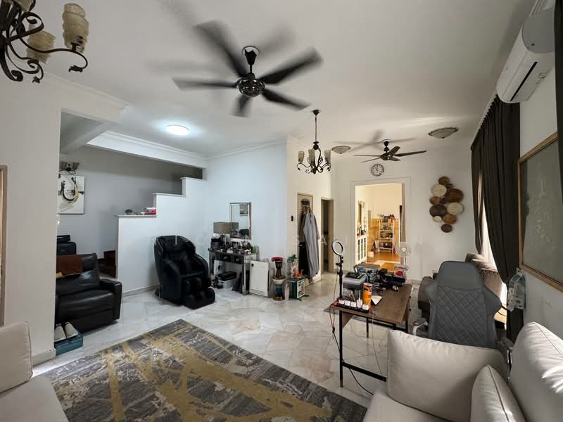 Rumah Teres 2 Tingkat untuk Dijual di Petaling Jaya (Selangor) - Shiqin Saidin - Living Room - PropertyGuru.com.my