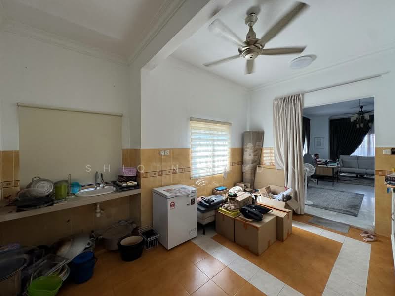 Rumah Teres 2 Tingkat untuk Dijual di Petaling Jaya (Selangor) - Shiqin Saidin - Kitchen - PropertyGuru.com.my