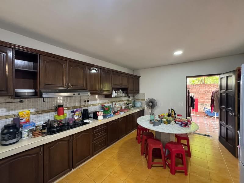 Rumah Teres 2 Tingkat untuk Dijual di Petaling Jaya (Selangor) - Shiqin Saidin - Kitchen - PropertyGuru.com.my