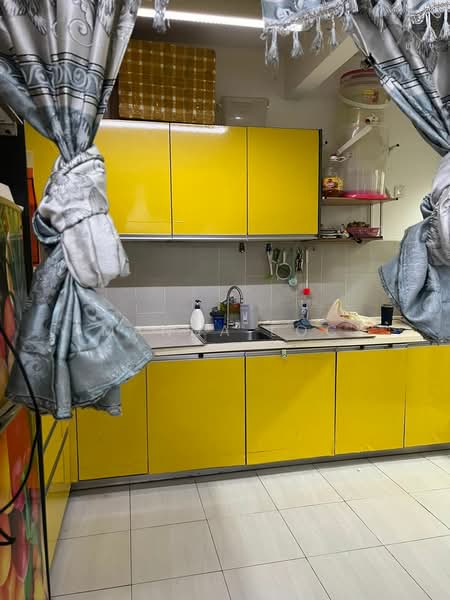 Service Residence for Sale at Koi Kinrara - Amanda Lock - Kitchen - PropertyGuru.com.my