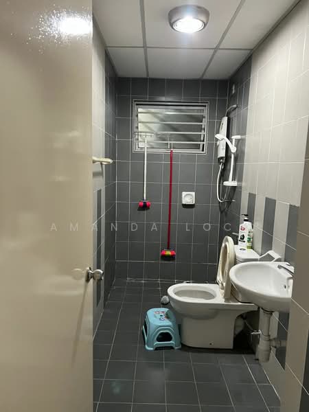 Service Residence for Sale at Koi Kinrara - Amanda Lock - Bathroom - PropertyGuru.com.my