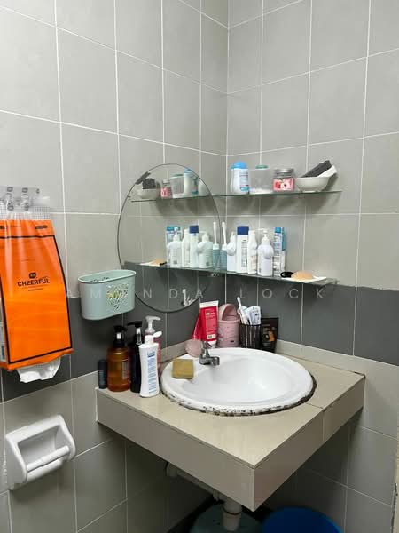 Service Residence for Sale at Koi Kinrara - Amanda Lock - Bathroom - PropertyGuru.com.my