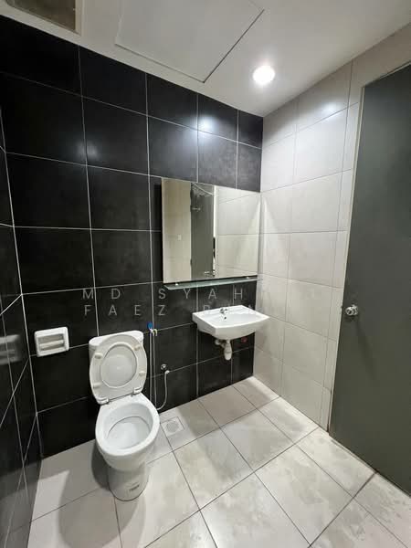 Service Residence for Rent at D'Pulze Cyberjaya - Md Syahrul Faez Bin Manan - Bathroom - PropertyGuru.com.my