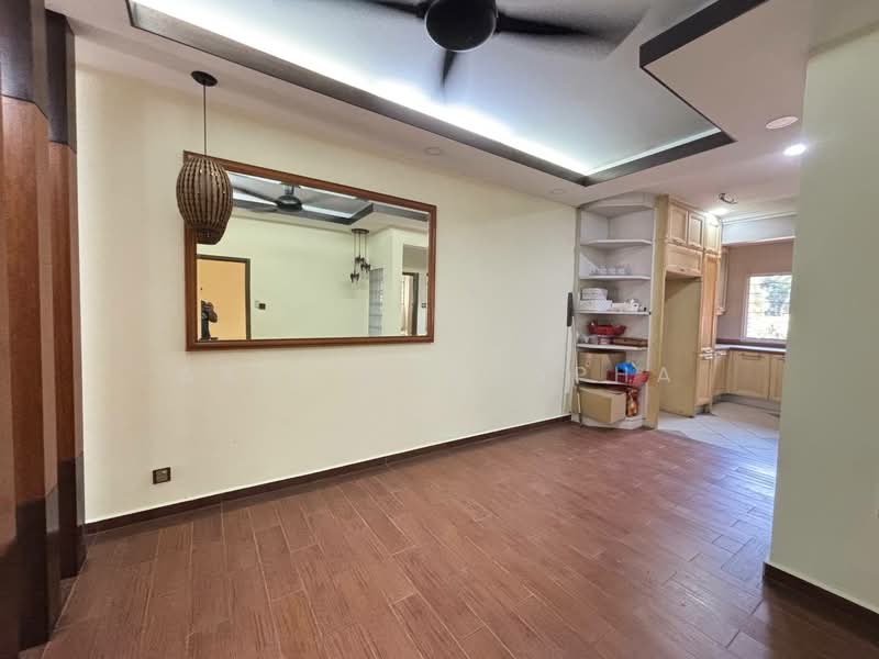 Rumah Teres 2 Tingkat untuk Dijual di Seksyen 11 (Kota Damansara) - Arif Mustapha - Living Room - PropertyGuru.com.my