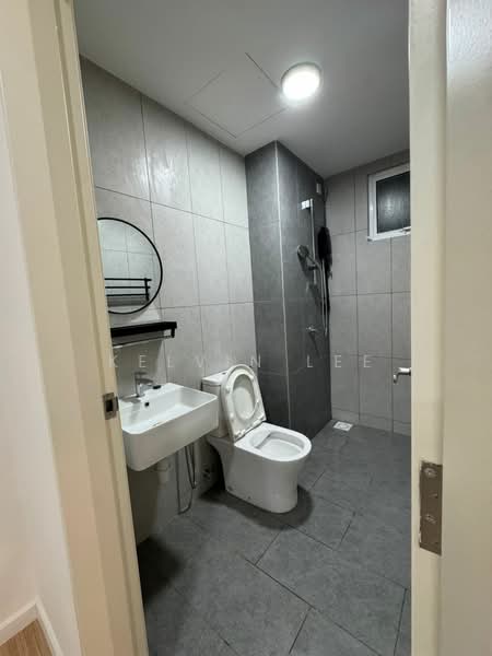 Servis Apartment untuk Disewa di Tuan 2egacy - Kelvin Lee - Bathroom - PropertyGuru.com.my