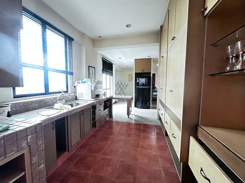 Kondominium untuk Disewa di Scotland Villa - Jenny Leong - Kitchen - PropertyGuru.com.my