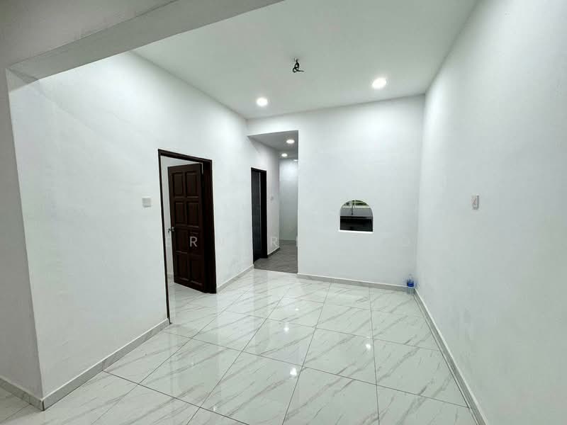 2-storey Terraced House for Sale in Taman Garing Utama (Rawang) - Bernard Ong - Interior - PropertyGuru.com.my