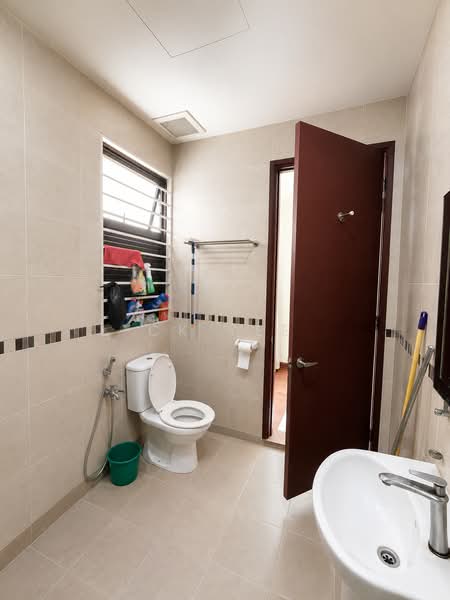 Terraced House for Sale in Bandar Kinrara Seksyen 1 (Bandar Kinrara) - CK Yee - Bathroom - PropertyGuru.com.my
