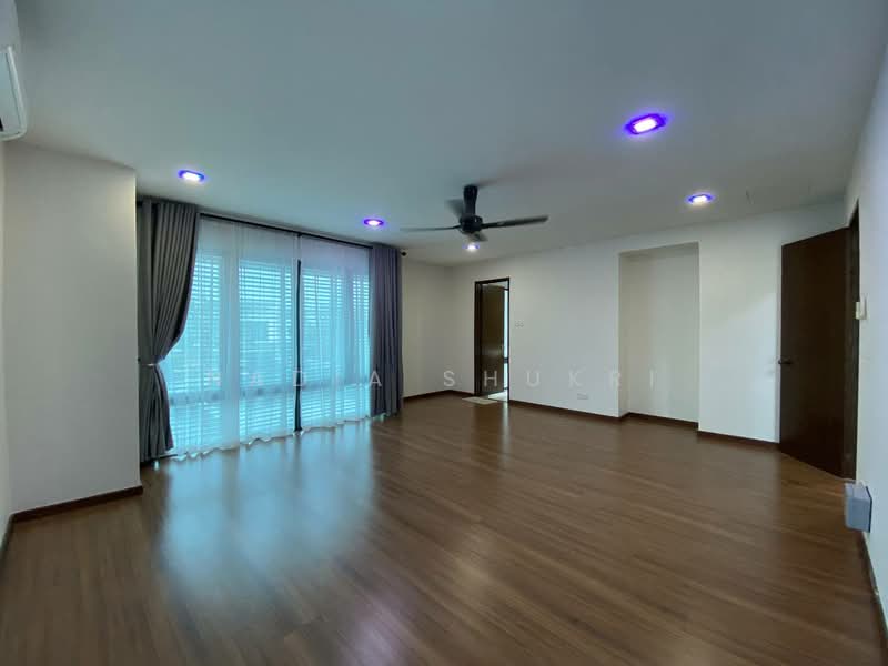 Rumah Berkembar untuk Disewa di Seksyen 7 (Shah Alam) - Nadia Shukri - Living Room - PropertyGuru.com.my