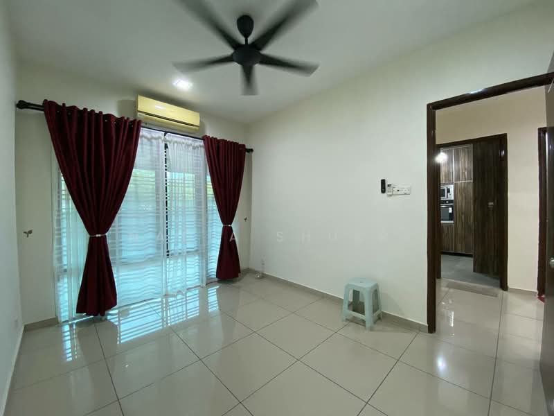 Rumah Berkembar untuk Disewa di Seksyen 7 (Shah Alam) - Nadia Shukri - Living Room - PropertyGuru.com.my
