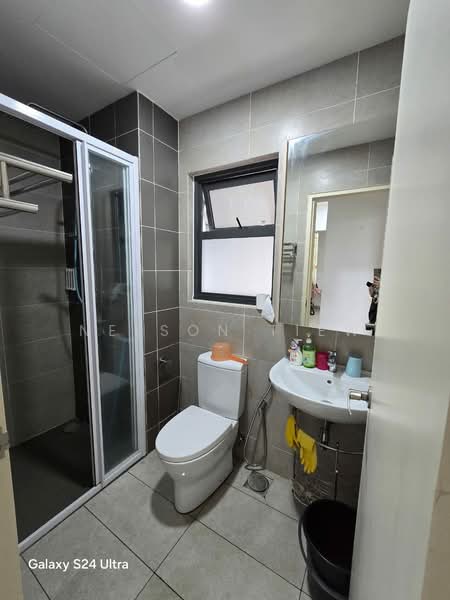 Kondominium untuk Disewa di Lakeville Residence - Nelson Tiew - Bathroom - PropertyGuru.com.my