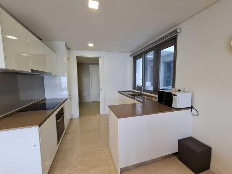 Service Residence for Sale at The Sentral Residences - Jessie Lim - Kitchen - PropertyGuru.com.my