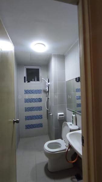 Kondominium untuk Dijual di i-Santorini - Declan Ng - Bathroom - PropertyGuru.com.my