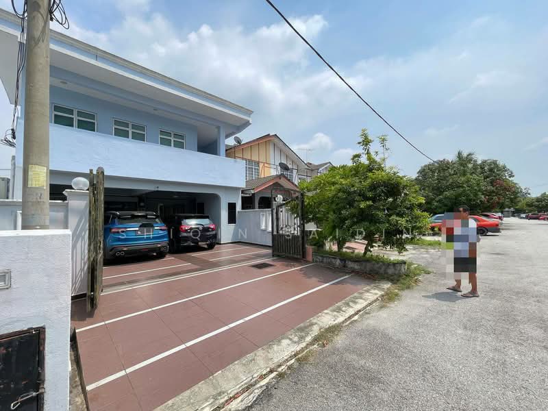 2.5-storey Terraced House for Sale in Bandar Puncak Alam (Puncak Alam) - Shiqin Saidin - Exterior - PropertyGuru.com.my