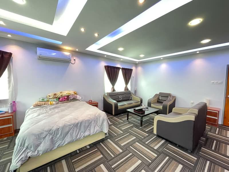 2.5-storey Terraced House for Sale in Bandar Puncak Alam (Puncak Alam) - Shiqin Saidin - Bedroom - PropertyGuru.com.my