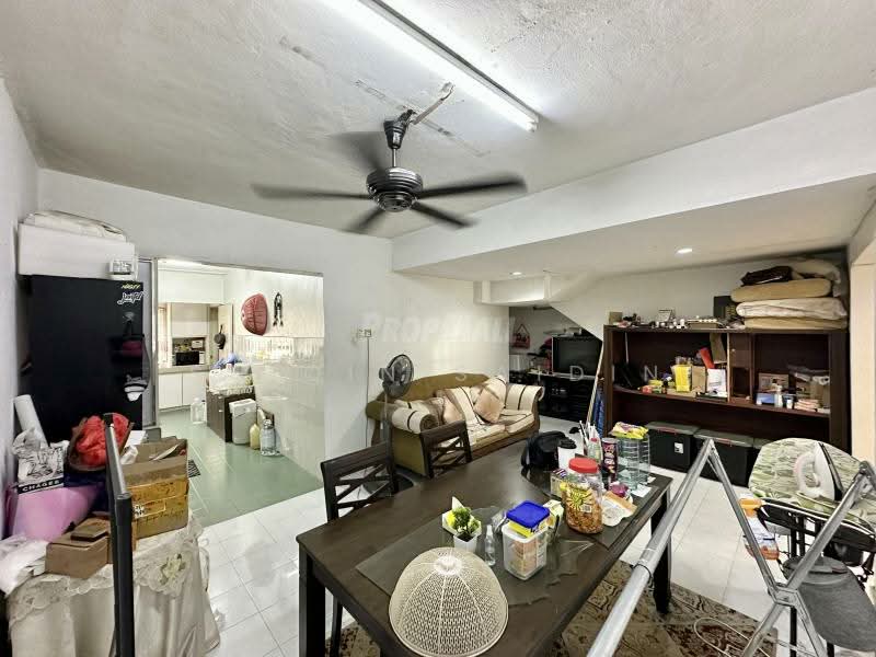 2-storey Terraced House for Sale in Kelana Jaya (Petaling Jaya) - Shiqin Saidin - Living Room - PropertyGuru.com.my