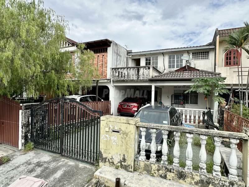 2-storey Terraced House for Sale in Kelana Jaya (Petaling Jaya) - Shiqin Saidin - Exterior - PropertyGuru.com.my