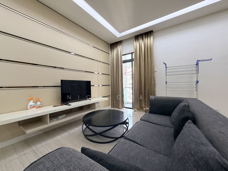 Servis Apartment untuk Dijual di Eve Suite / NZX Square - Nick Chan - Living Room - PropertyGuru.com.my