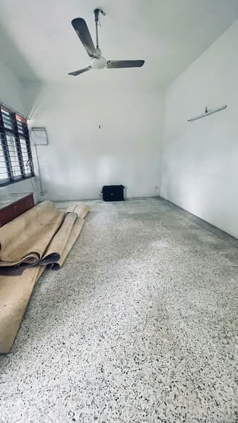 Rumah Berkembar untuk Disewa di Gelugor (Penang) - CK Goh - Interior - PropertyGuru.com.my