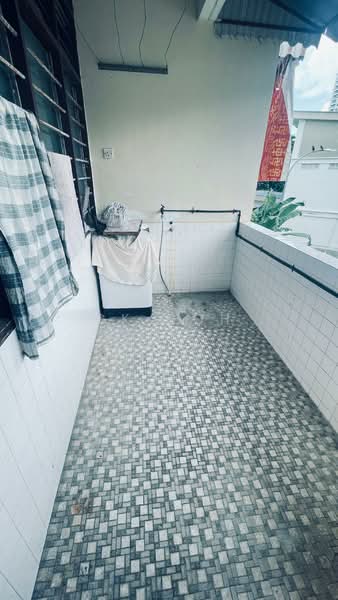 Rumah Berkembar untuk Disewa di Gelugor (Penang) - CK Goh - Balcony - PropertyGuru.com.my