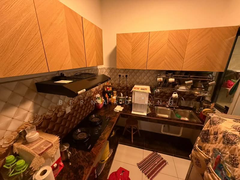 Condominium for Sale at Legendview - Bernard Ong - Kitchen - PropertyGuru.com.my