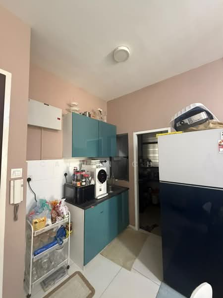 Service Residence for Rent at Seasons Garden Residences - calvin Chin - Kitchen - PropertyGuru.com.my